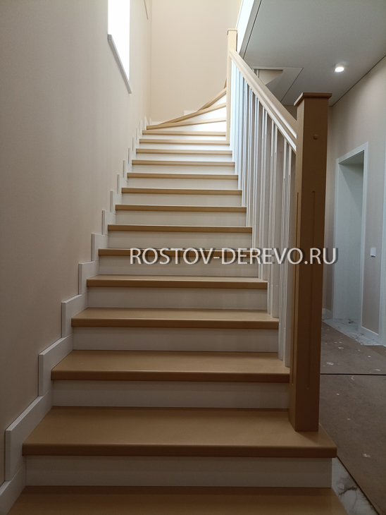 ЛЕСТНИЦА И ЯСЕНЯ ПОСЕЛОК ОРЕХОВАЯ РОЩА РОСТОВ НА ДОНУ